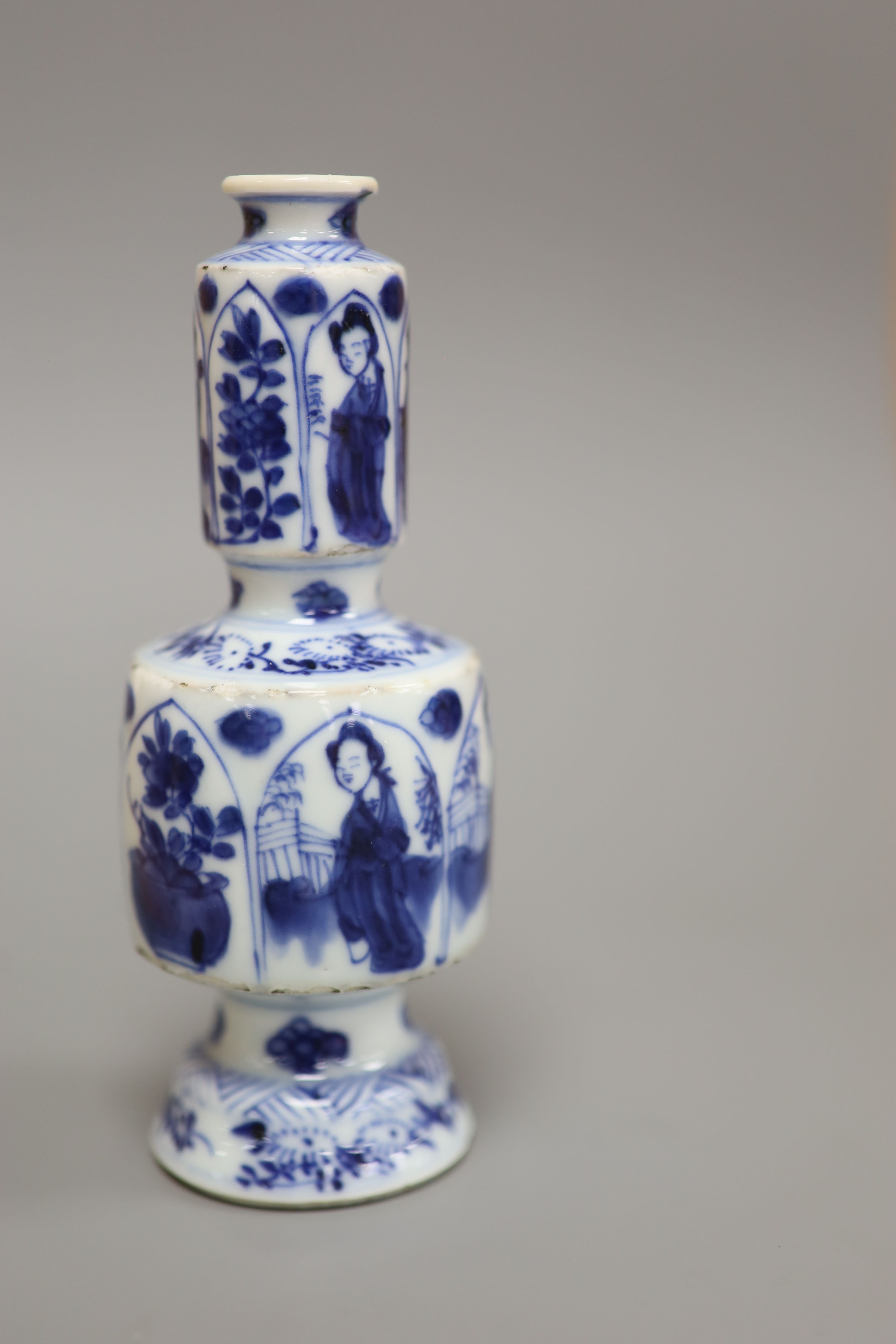A Chinese Kangxi blue and white vase, ‘Jade’ mark to base, height 13cm